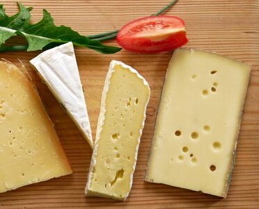 Unter Frisches finden Sie unser Angebot an Käse sowie Quark