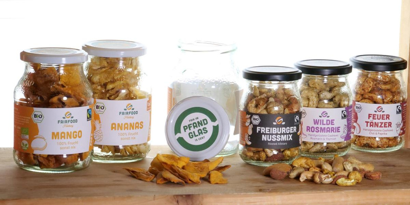 Nüsse, Saaten & Trockenfrüchte