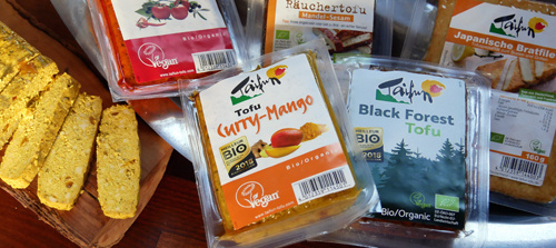 Wir sehen Lena an, wie gerne sie grillt!