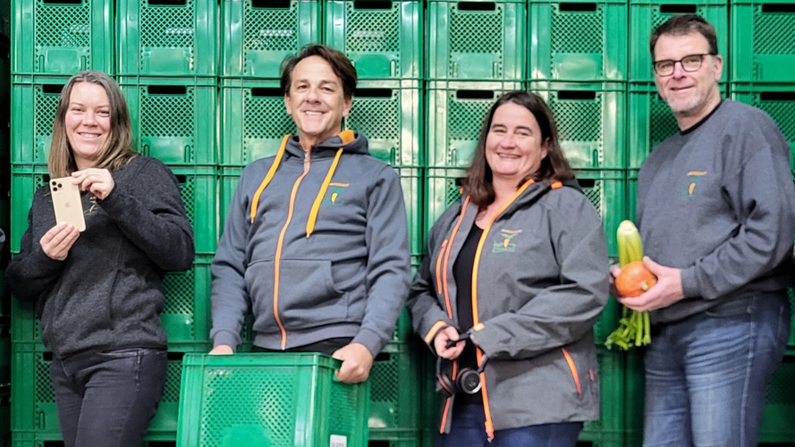 Das gesamte Team der Amperhof Ökokiste wünscht ein frohes Fest und ein leckeres 2024!