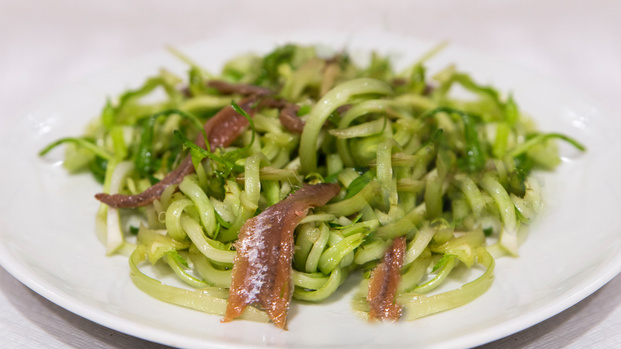 Rezeptbild für Spaghetti mit Puntarelle und Kapern