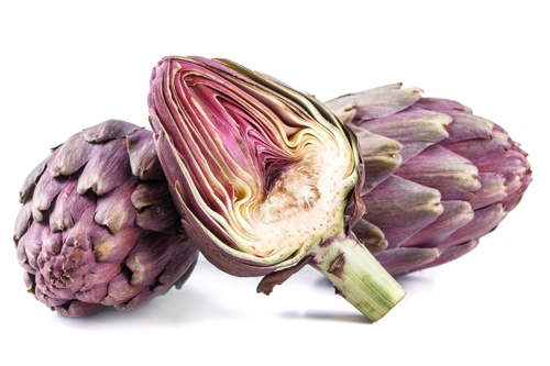 Violette Artischocken aus Italien