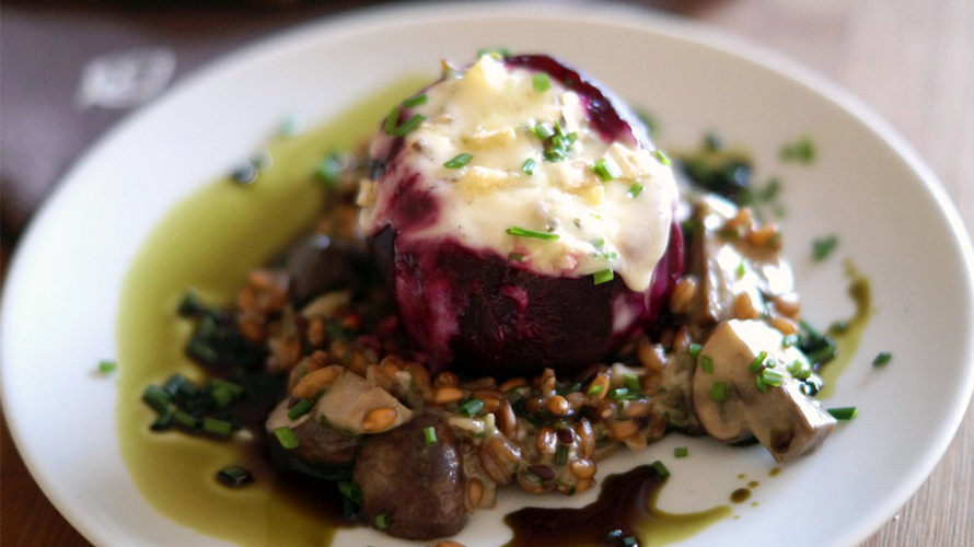 Rezeptbild für Gefüllte Rote Bete an Dinkelrisotto