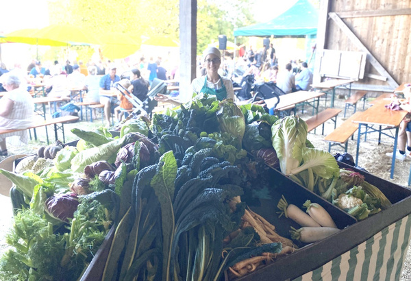 Sonja vom Obergrashof steht hinter den Anbaumethoden für das hofeigene Gemüse