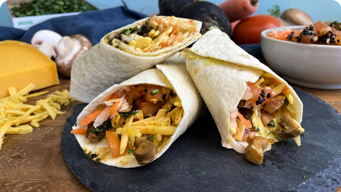 Rezeptbild für Frische Gemüse-Wraps mit Karotten, Rettich und Pilzen