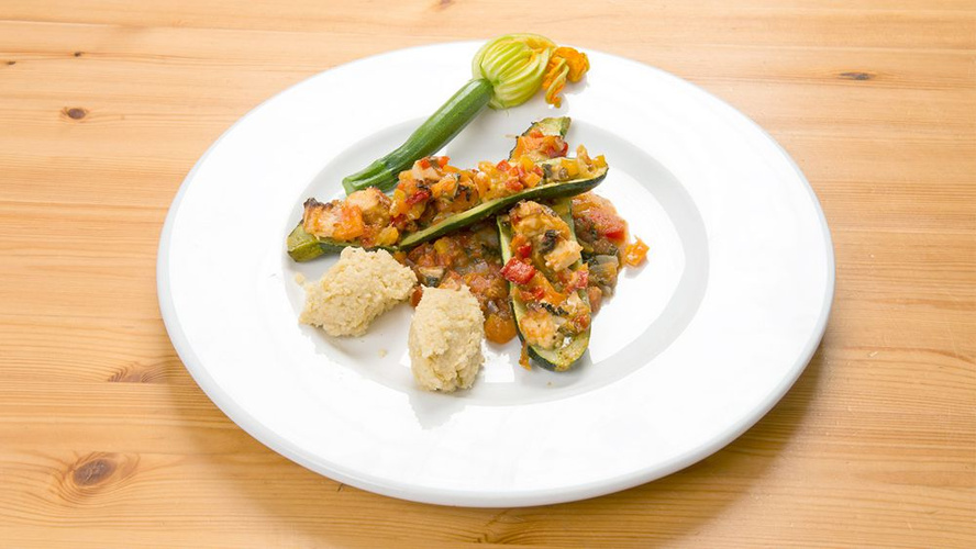 Rezeptbild für Gefüllte Zucchini mit Hirse