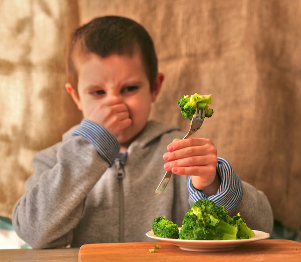 Warum lehnen Kinder grünes Gemüse häufig ab?