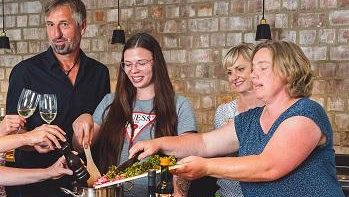 Spinat und Rucola sind bald erntereif.