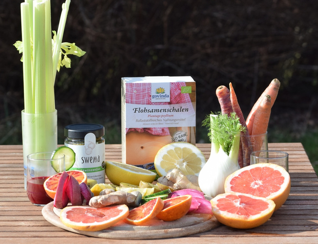 Gemüse und Tee unterstützen das Fasten