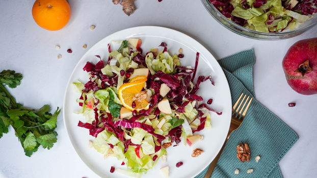 Rezeptbild für Bunte Bitterstoff-Salatbowl