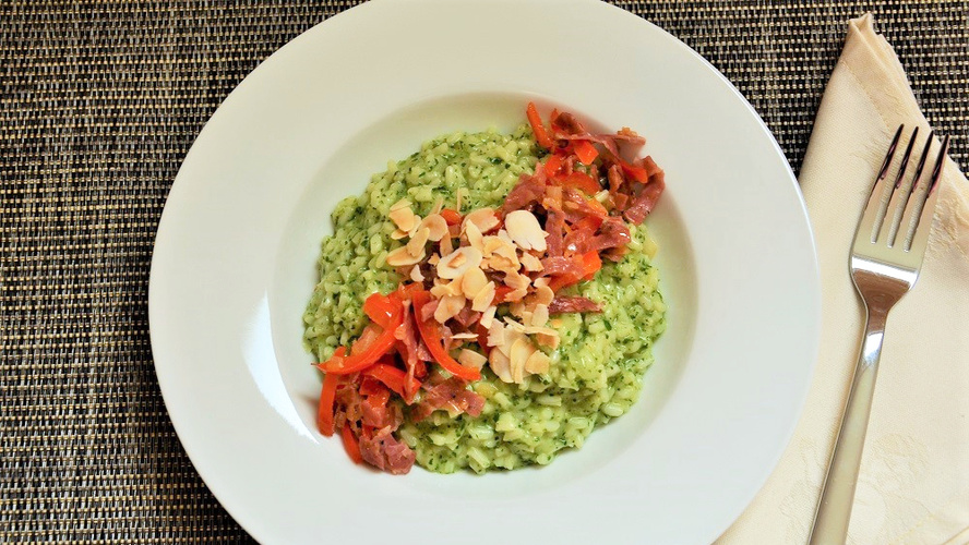 Rezeptbild für Petersilien-Risotto mit Chorizo