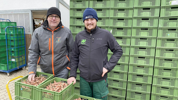 Michl und Quirin Kollmannsberger am gleichnamigen Hof