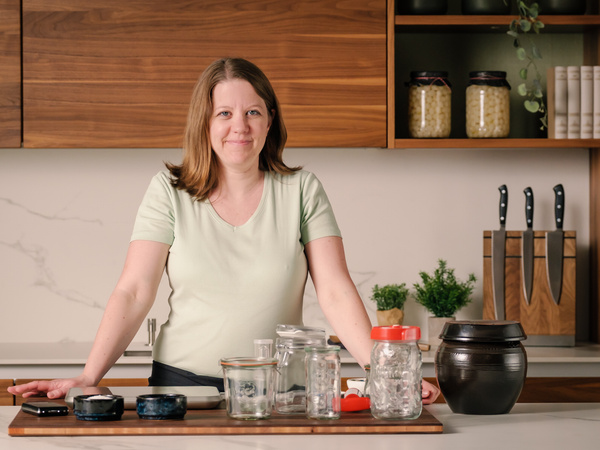 In ihrem Kurs erklärt Haubenköchin Parvin Razavi, wie man Rüben, Karotten & Co auf spannende, abwechslungsreiche Art garen kann.