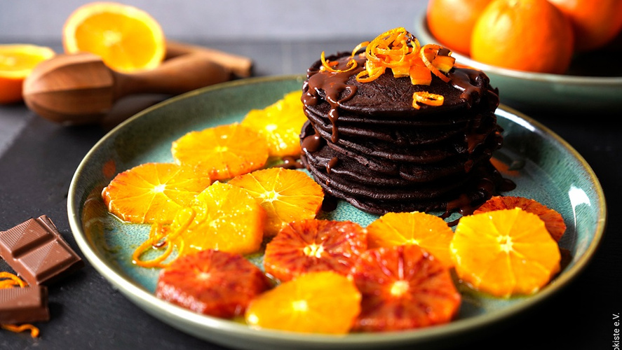 Rezeptbild für Schoko-Pancakes mit Orangen