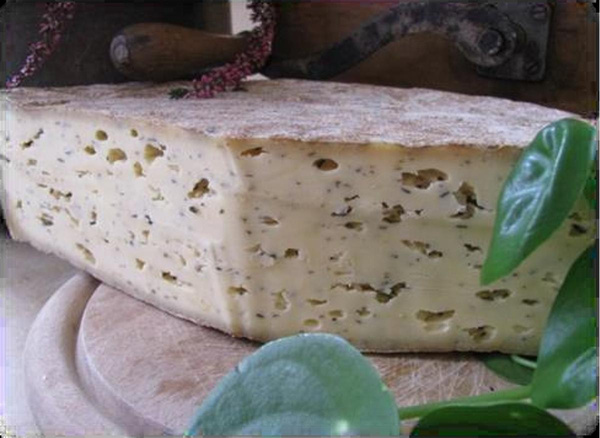 Produktfoto zu Heiderer Brennesselkäse 180g