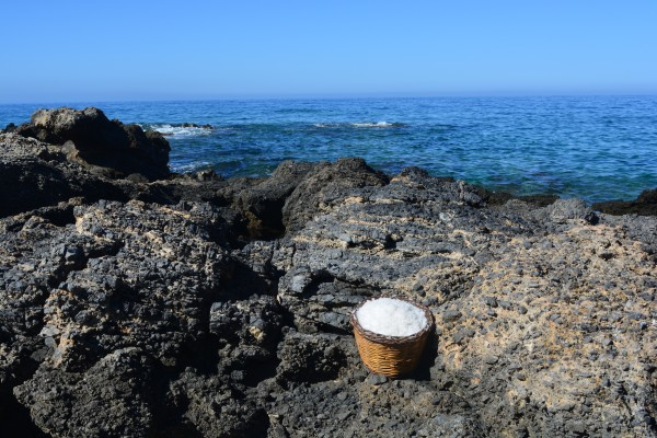 Das Salz stammt aus natürlichen Felsbecken um Palaiochora