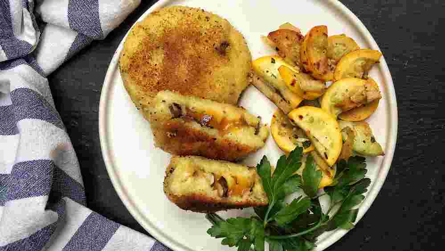 Rezeptbild für Gefüllte Kartoffel‐Pilz‐Taschen mit Zucchini‐Gemüse