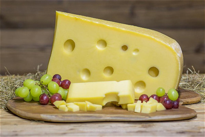 Produktfoto zu Hatzenstädter Emmentaler 180 g