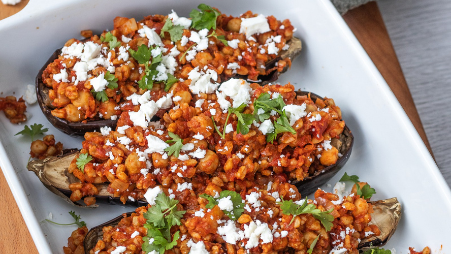 Rezeptbild für Gefüllte Aubergine mit Dinkelreis